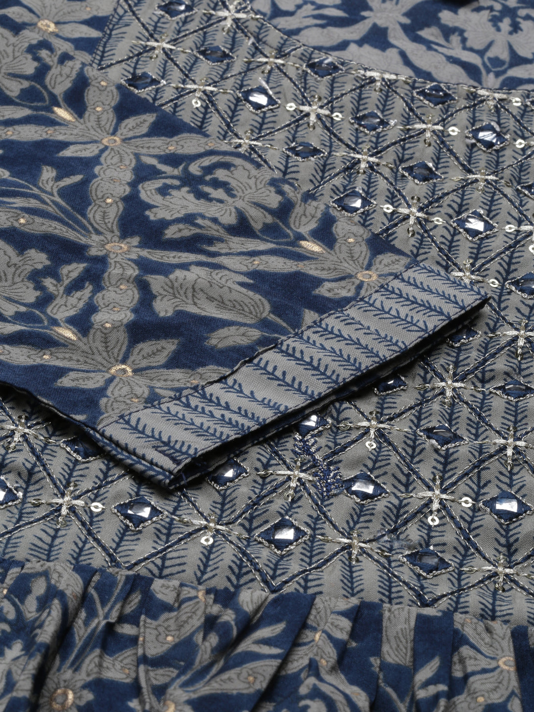 Neerus Blue muslin straight kurta set - detail view 4