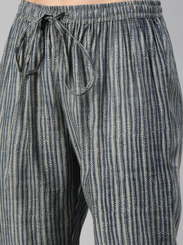 Neerus Blue muslin straight kurta set - detail view 6