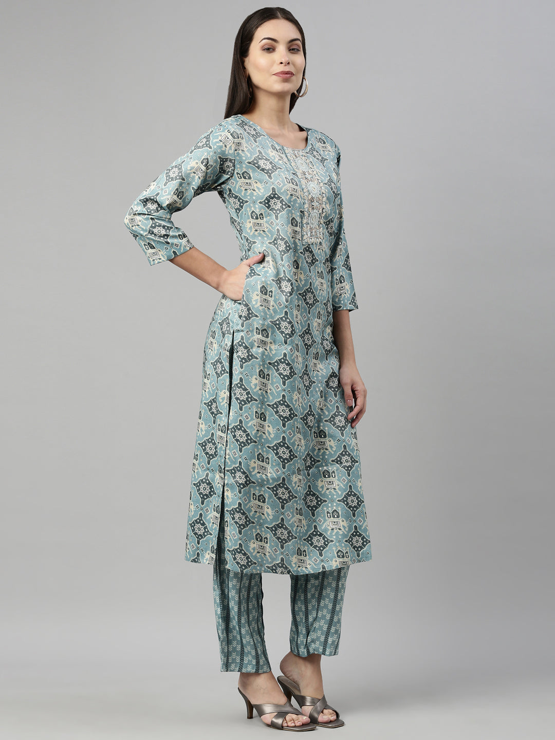 Neeru'S AQUA Color SLUB RAYON Fabric Suit Set