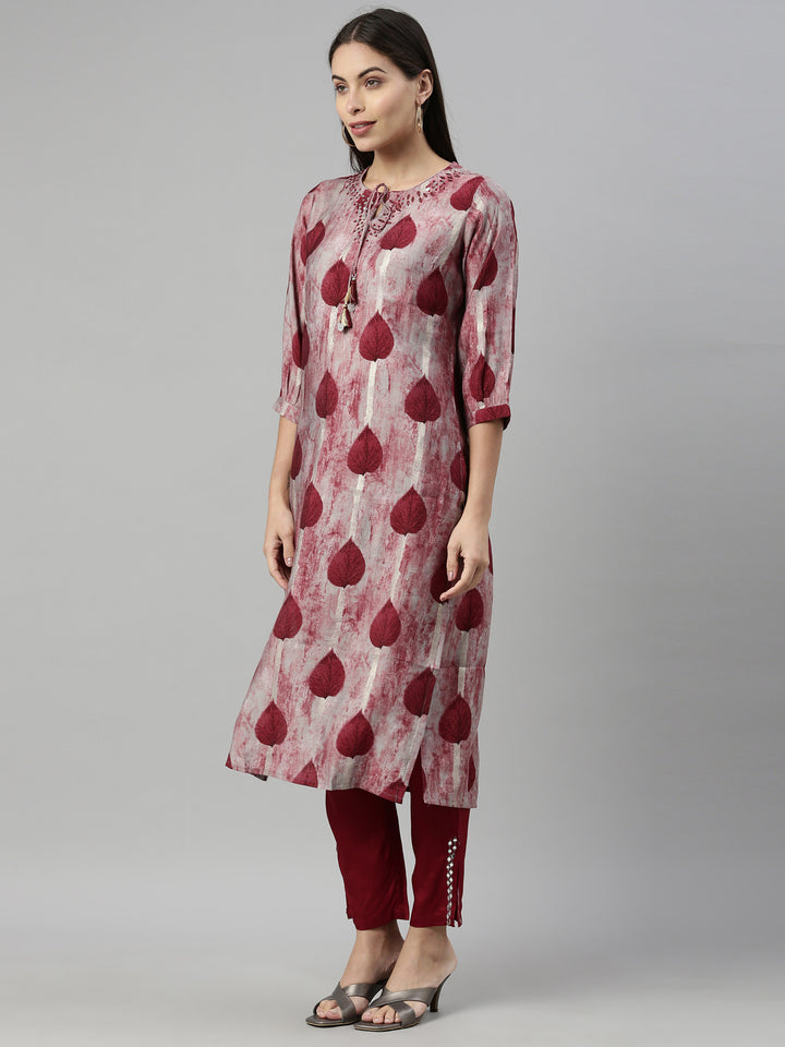 Neerus Maroon modal printed suit set - side view