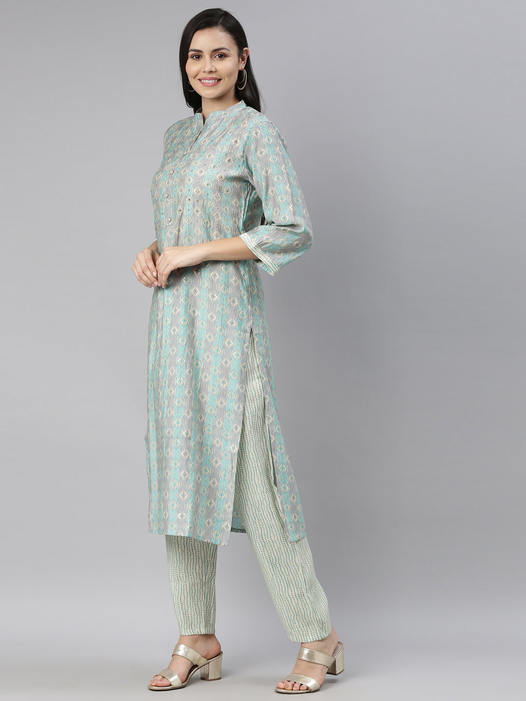 Neerus Ferozi Color Cotton Fabric Kurta