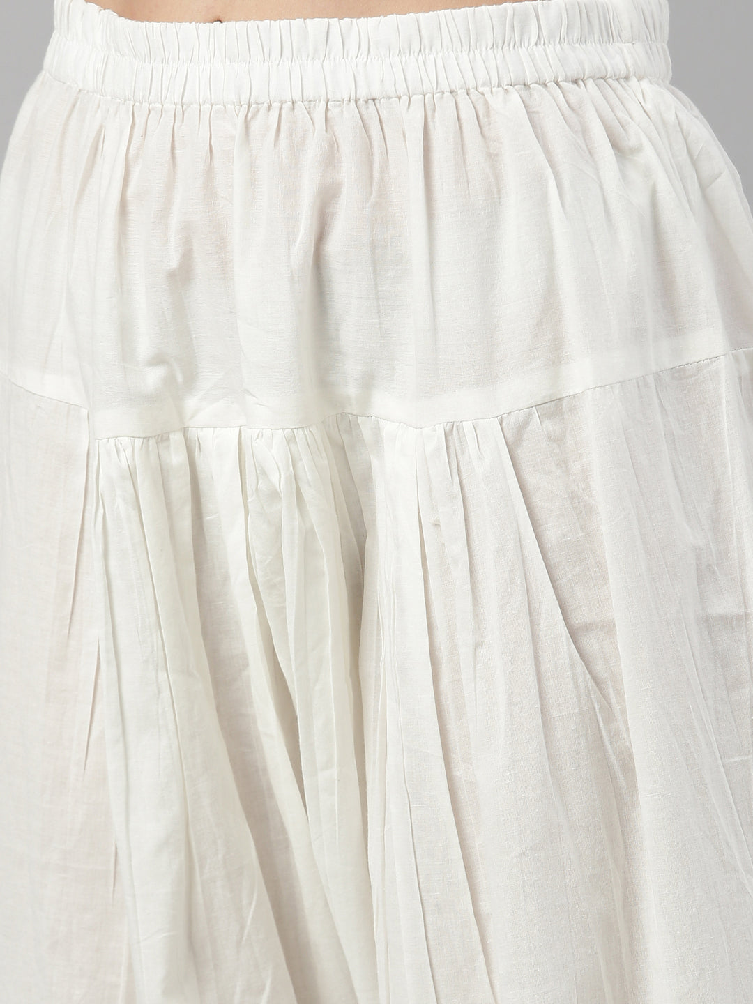 Neerus White cotton suit set - detail view 6