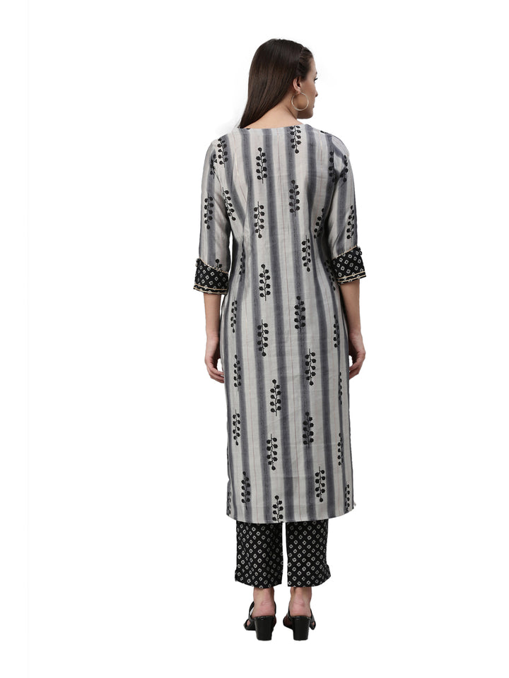 Neerus Grey cotton solid kurta set - detail view 2