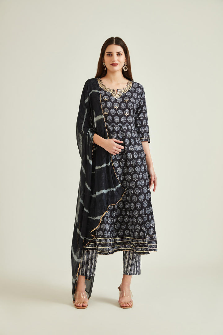 Neerus Black cotton embellished anarkali kurta - front view