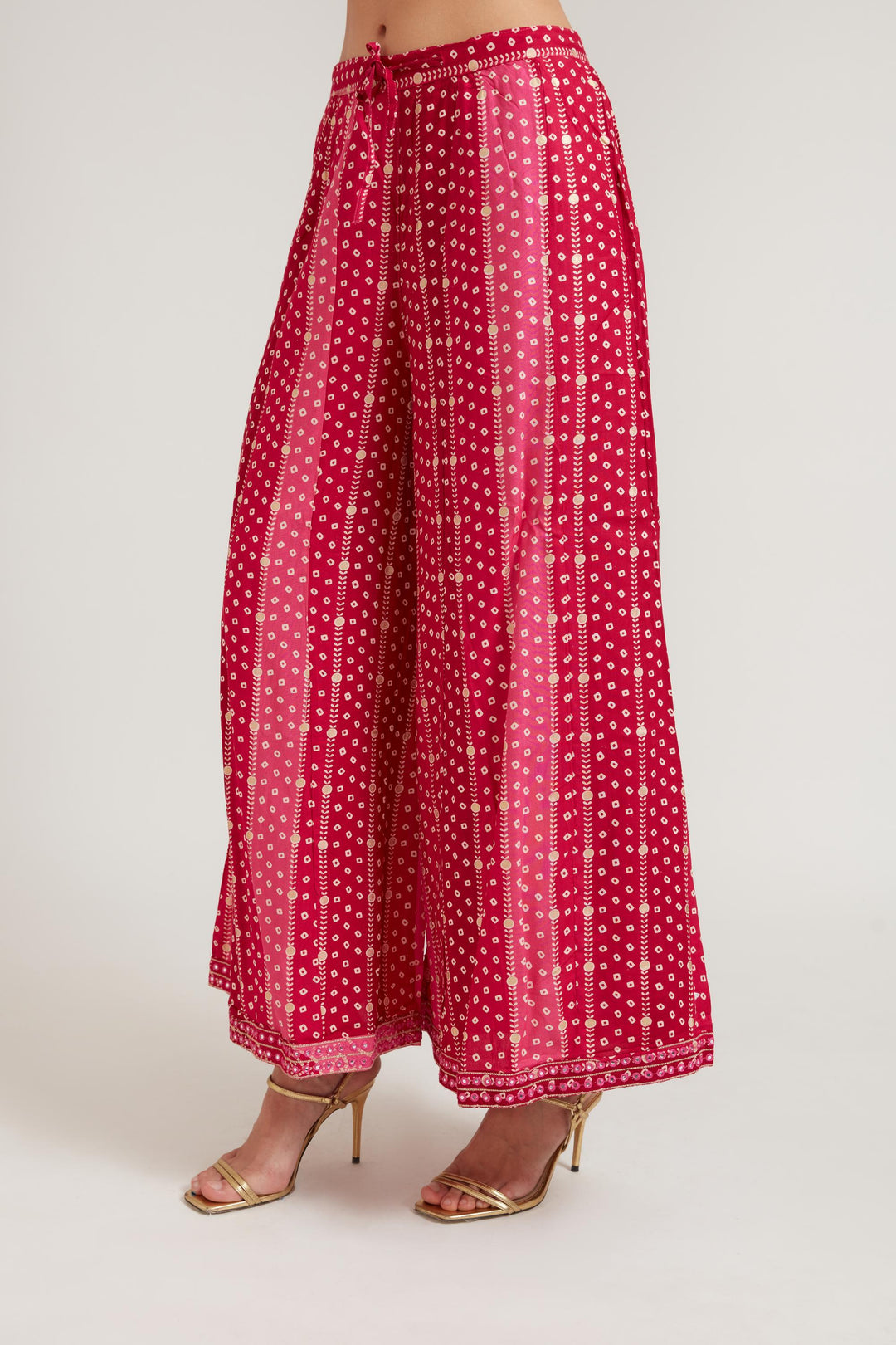 Neerus Pink cotton suit set - detail view 3