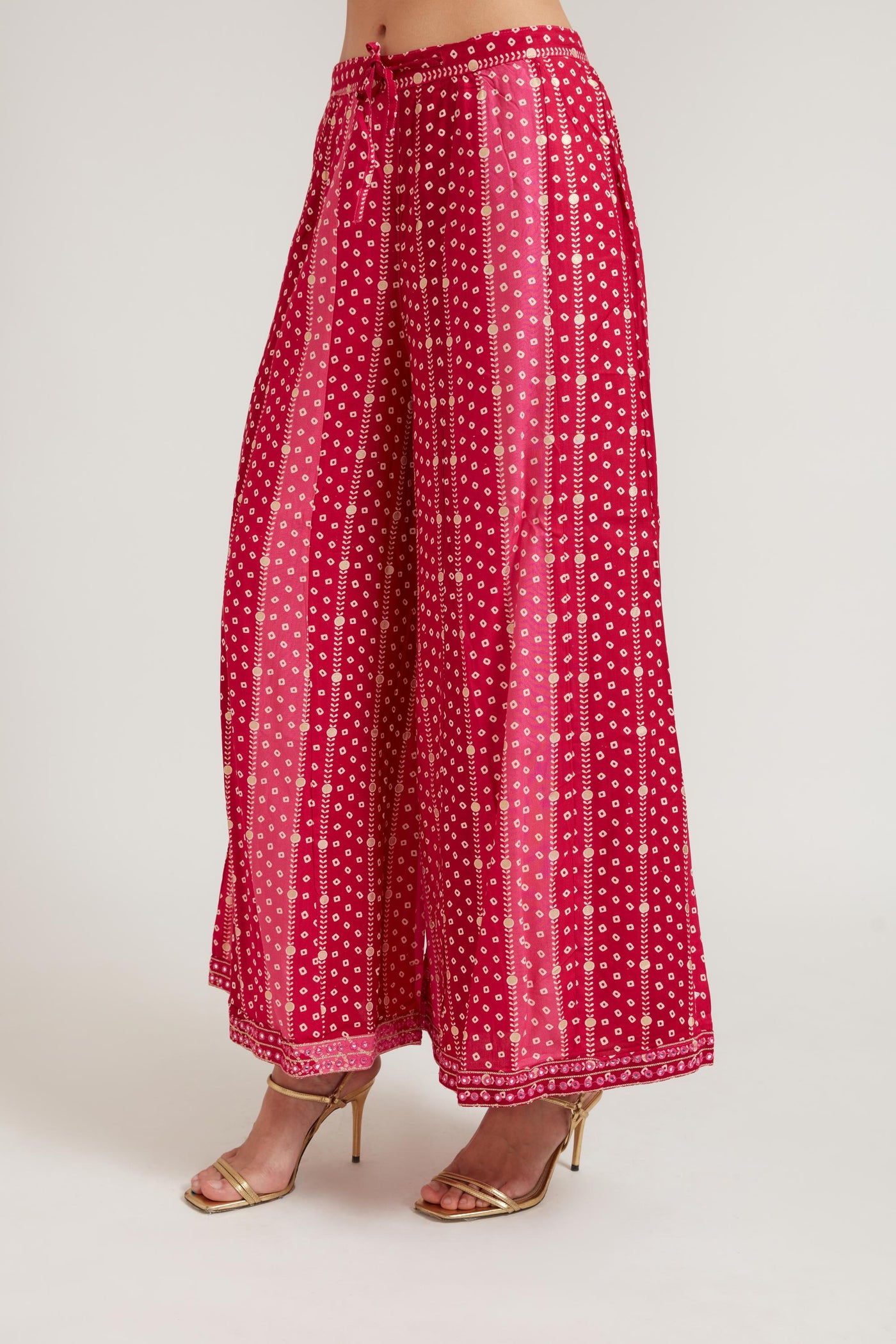 Neeru's Rani Color Cotton Fabric Suit Set