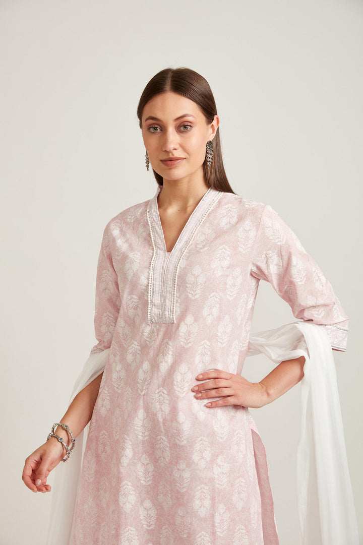 Neerus Pink Color Cotton Fabric Salwar Kameez