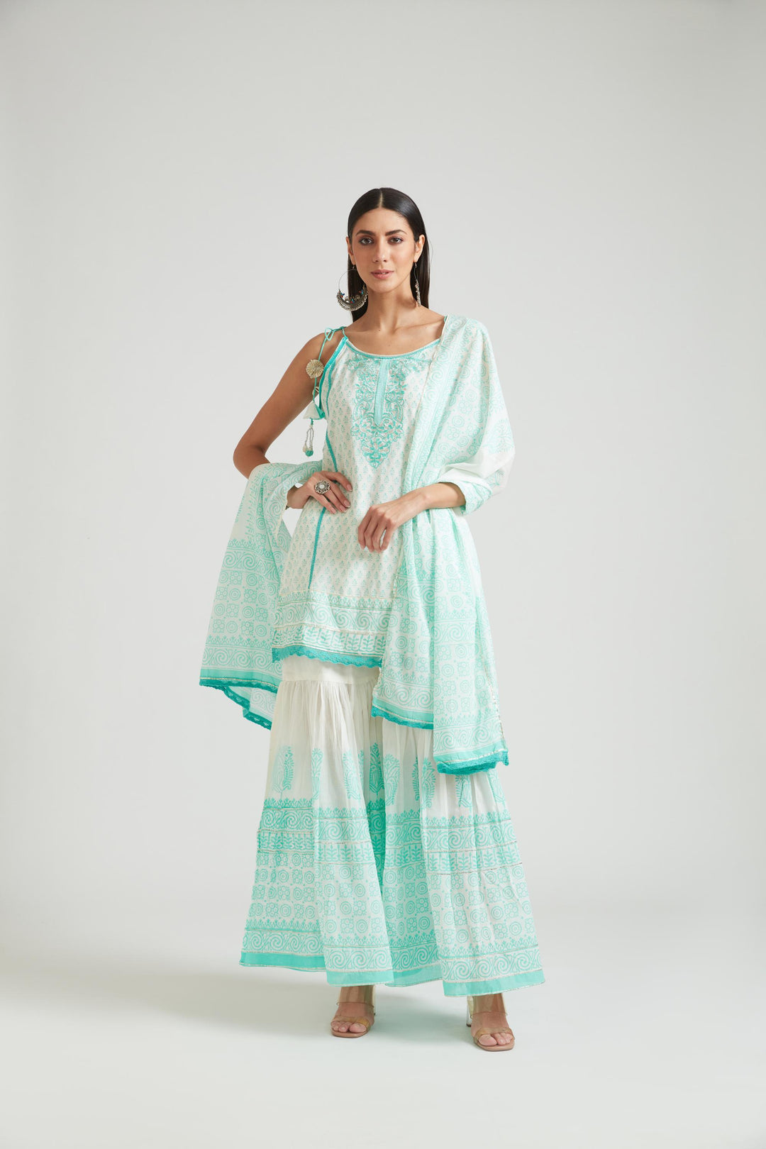 Neerus Green cotton printed kurta set salwar kameez - front view