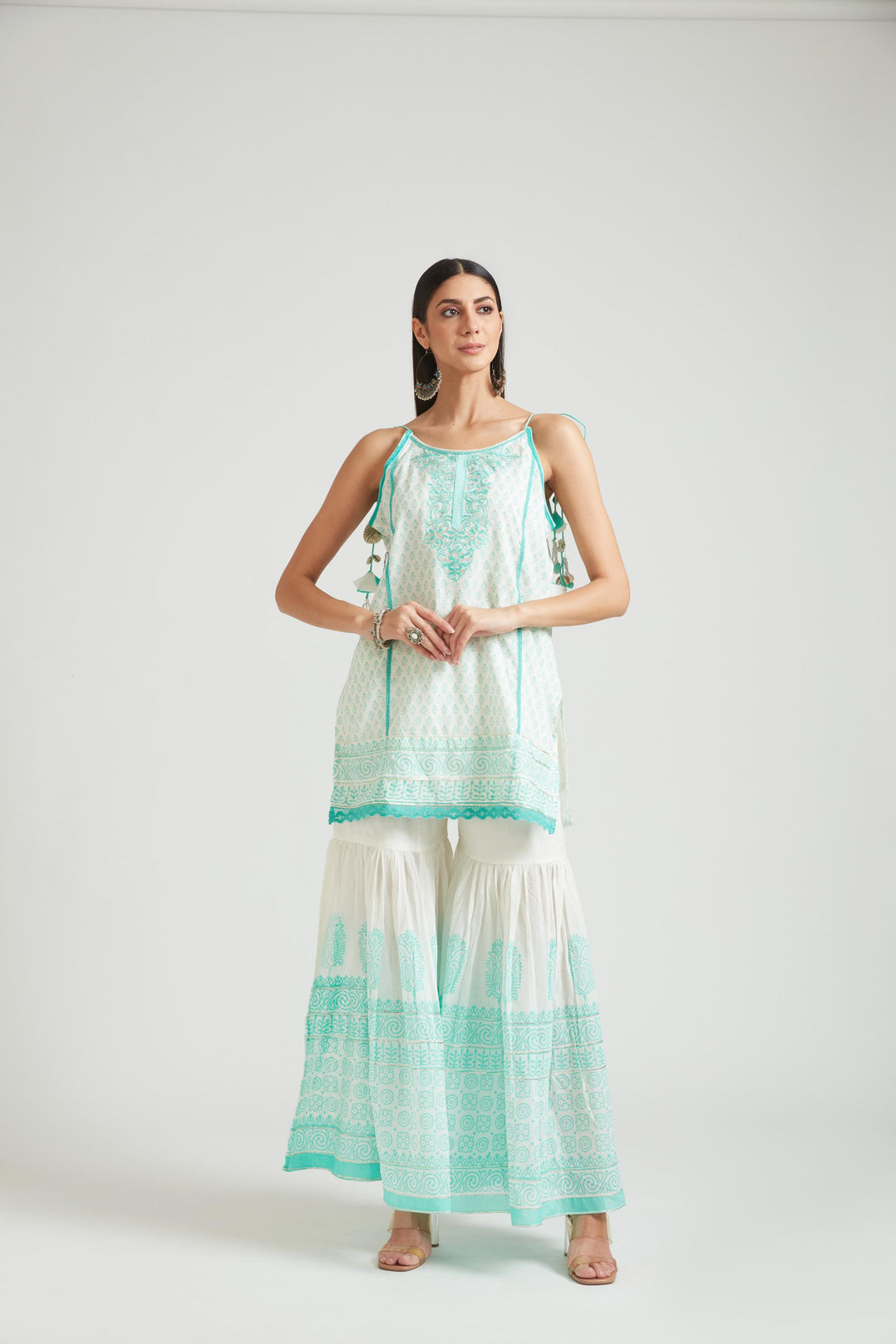 Neerus Green cotton printed kurta set salwar kameez - detail view 4