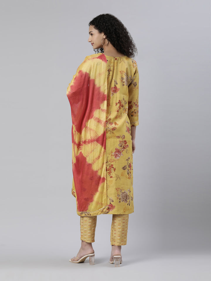 Neerus Yellow jute cotton printed kurta set with trousers and dupatta - side view