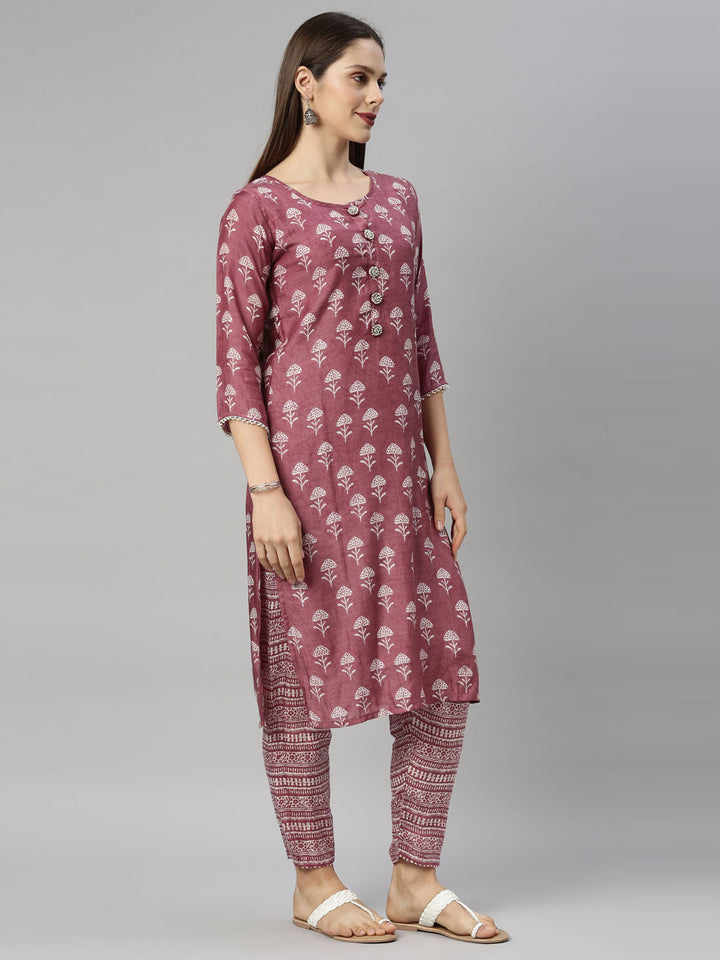 Neerus Onion Color Muslin Fabric Tunic