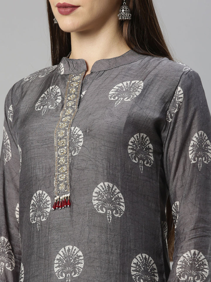 Neerus Grey Color Muslin Fabric Tunic