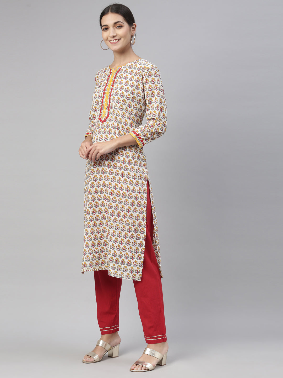 Neeru's Maroon Color Cotton Fabric Kurta Set