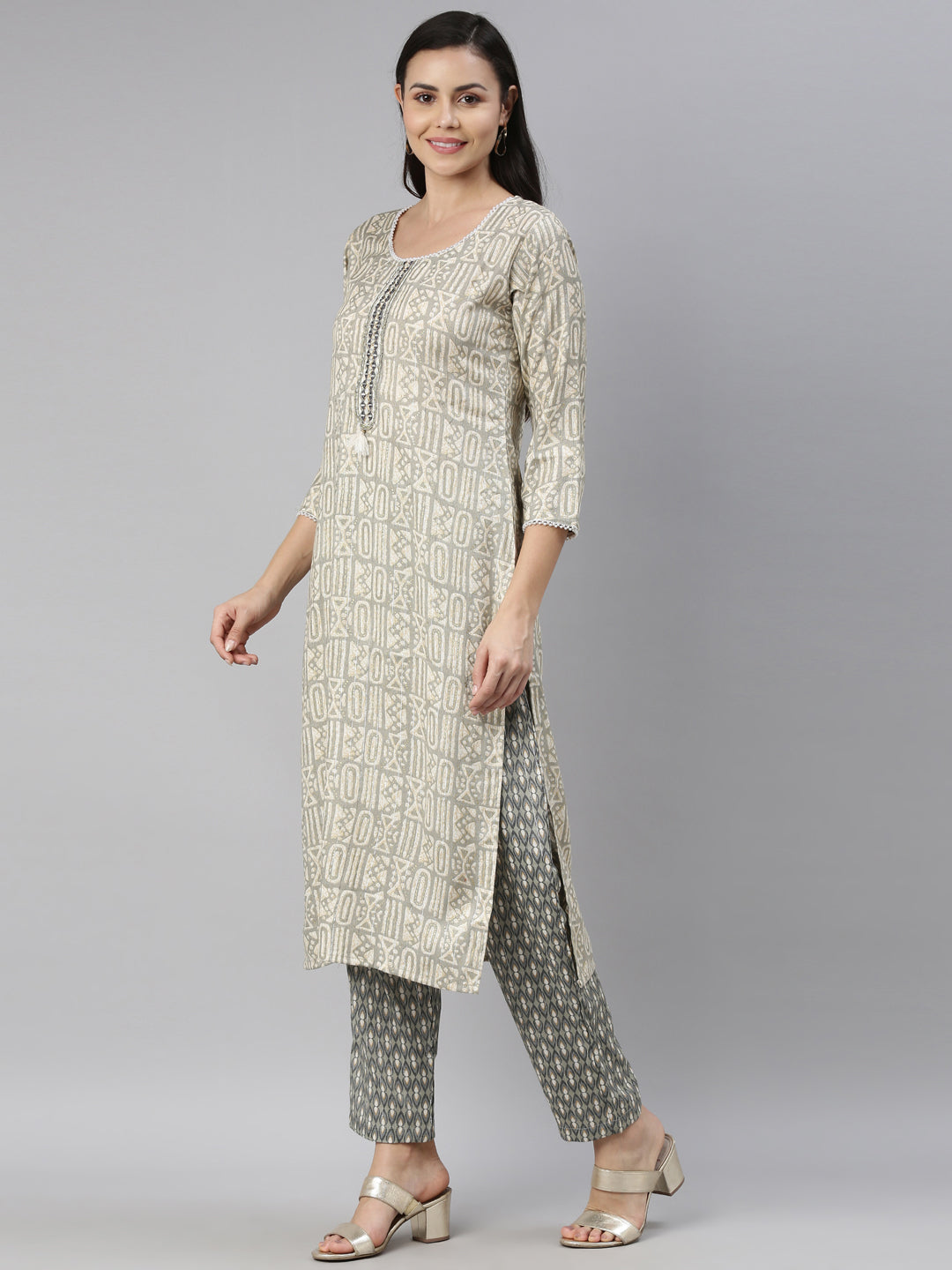 Neerus Grey rayon straight kurta for women - side view
