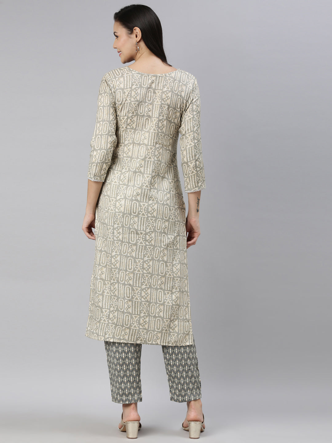 Neerus Grey rayon straight kurta for women - detail view 2
