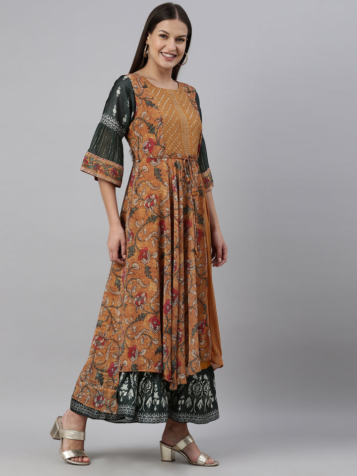 Neerus Yellow georgette solid kurta - detail view 1