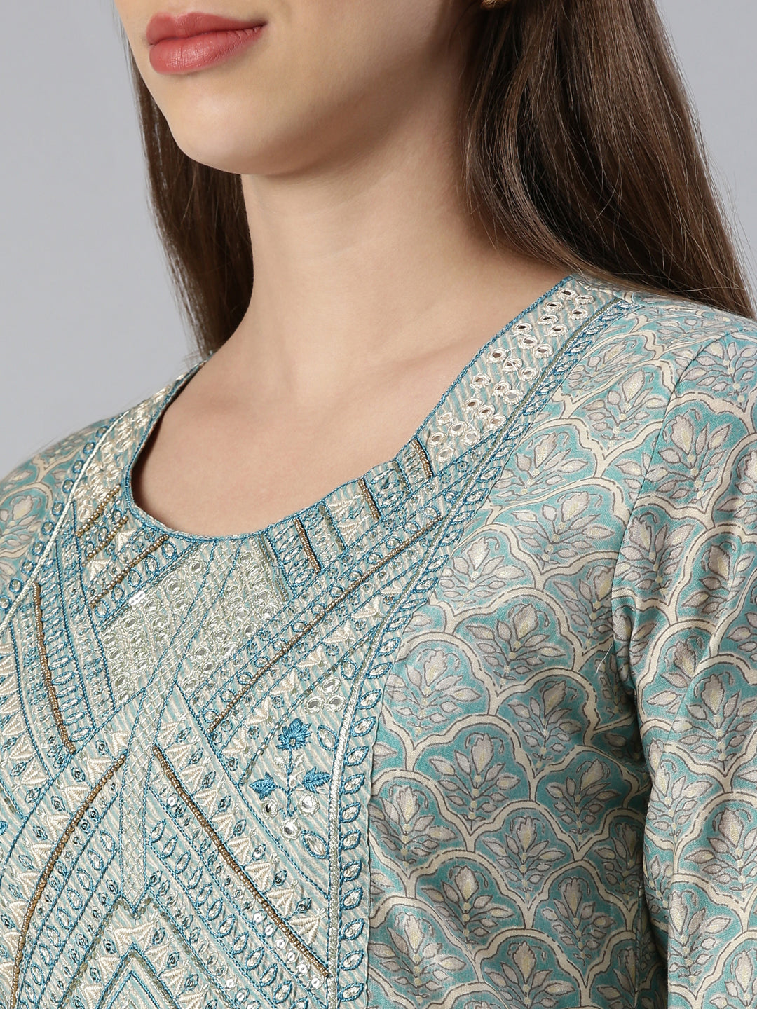 Neerus Green cotton embroidered kurta set - detail view 1