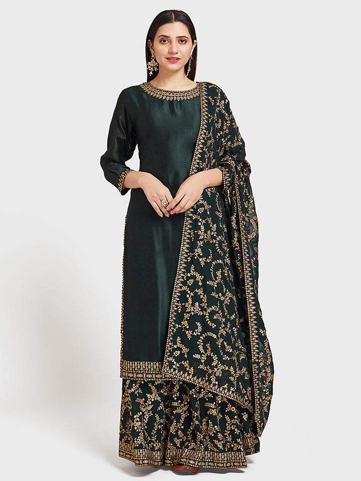 Neerus Green embellished zari kurta set with skirt and dupatta - detail view 3