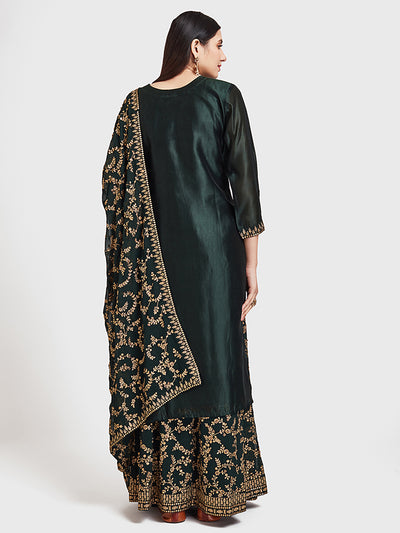Neeru's Green Zari Kurta With Skirt & Dupatta