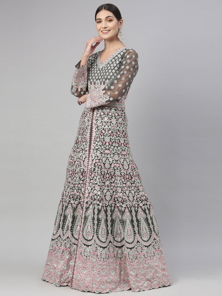 Neerus Green net embroidered gown - detail view 14