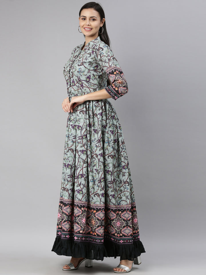Neerus Green modal printed dress - side view
