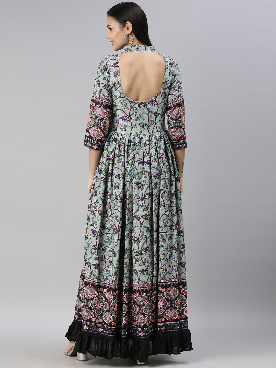 Neerus Green modal printed dress - detail view 2