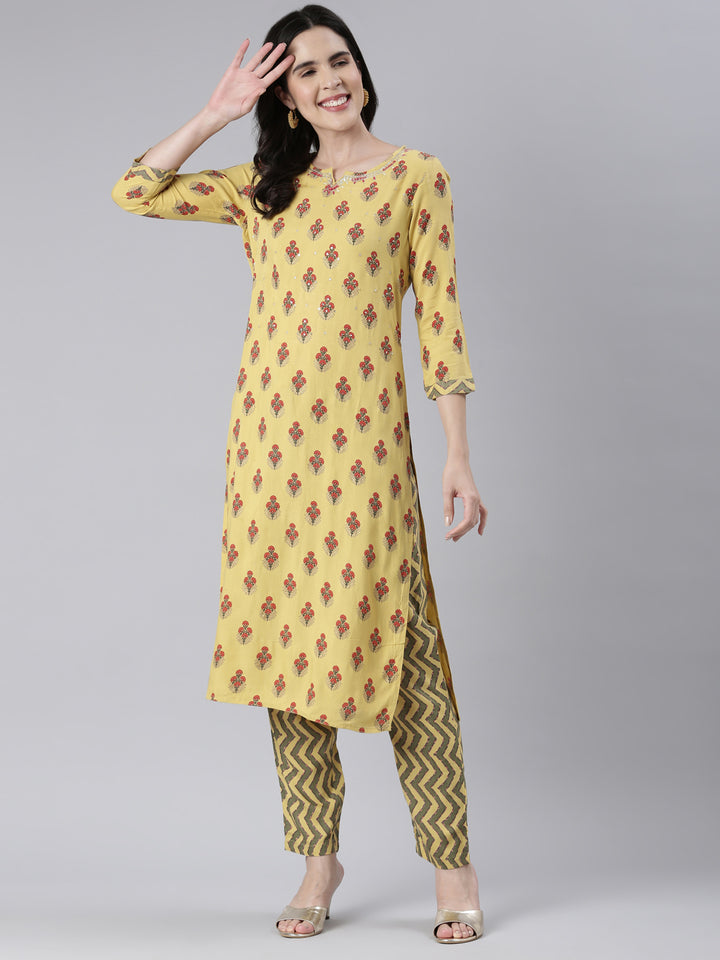 Neerus Yellow Rayon Solid Kurta Set with Trousers - detail view 2