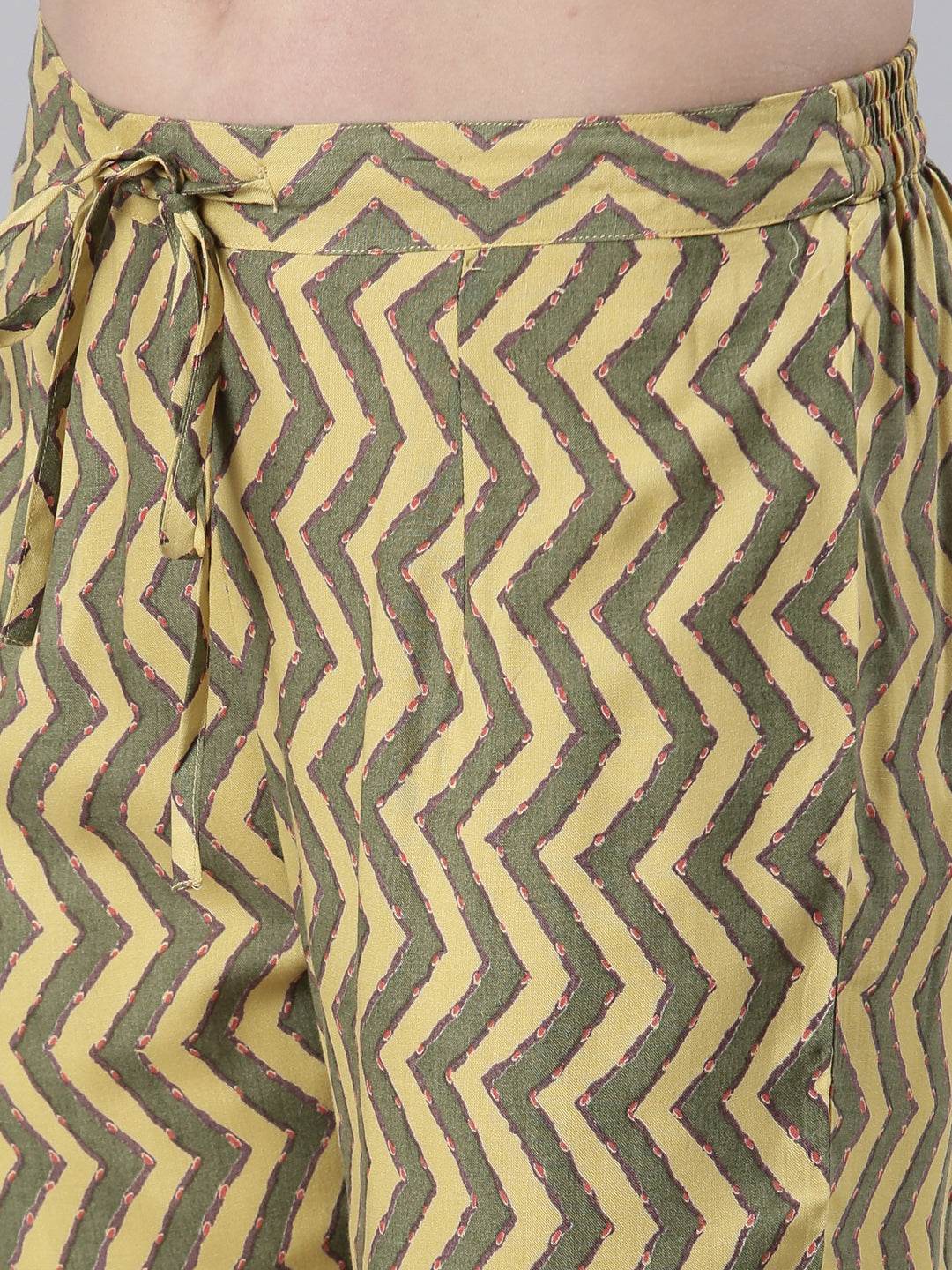 Neerus Yellow Rayon Solid Kurta Set with Trousers - detail view 3