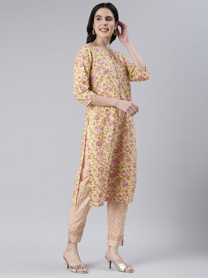Neerus Yellow printed straight kurta set with trousers - back view