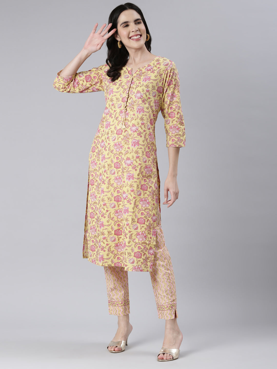 Neerus Yellow printed straight kurta set with trousers - detail view 2