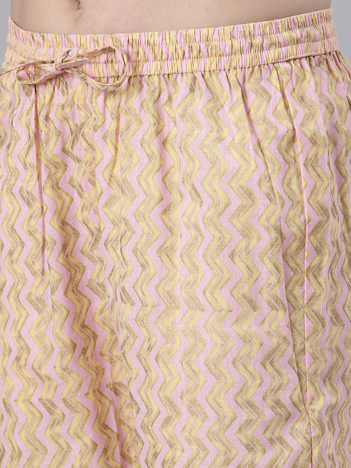 Neerus Yellow printed straight kurta set with trousers - detail view 3