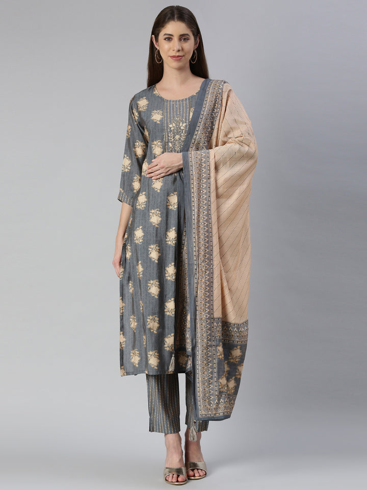 Neerus Women Grey Solid Calf Length Kurta And Trousers With Dupatta