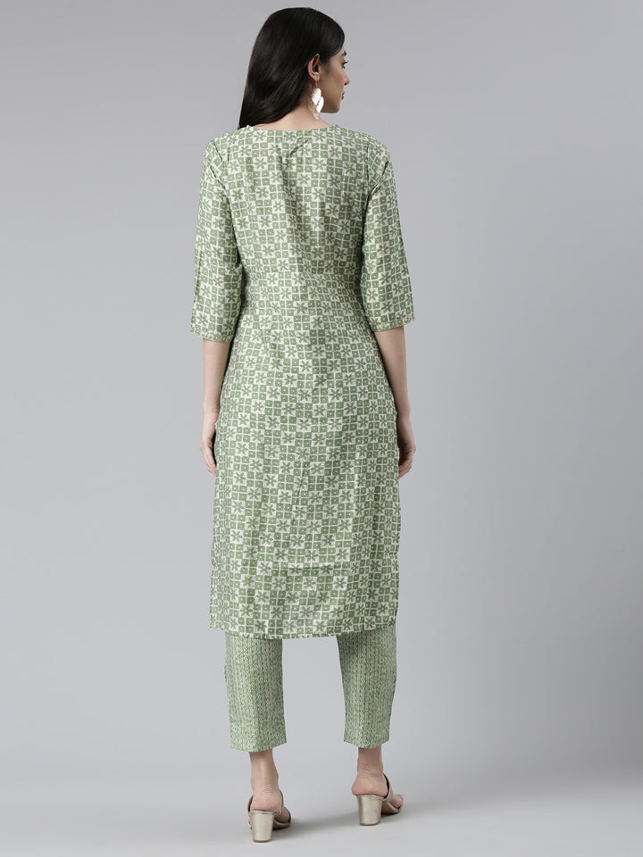 Neerus Green printed kurta set with trouser - side view