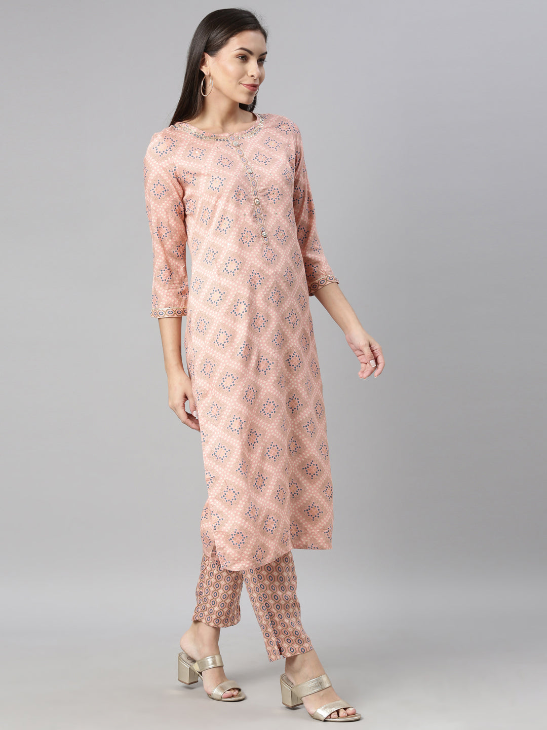 Neerus Pink viscose rayon printed kurti - detail view 1