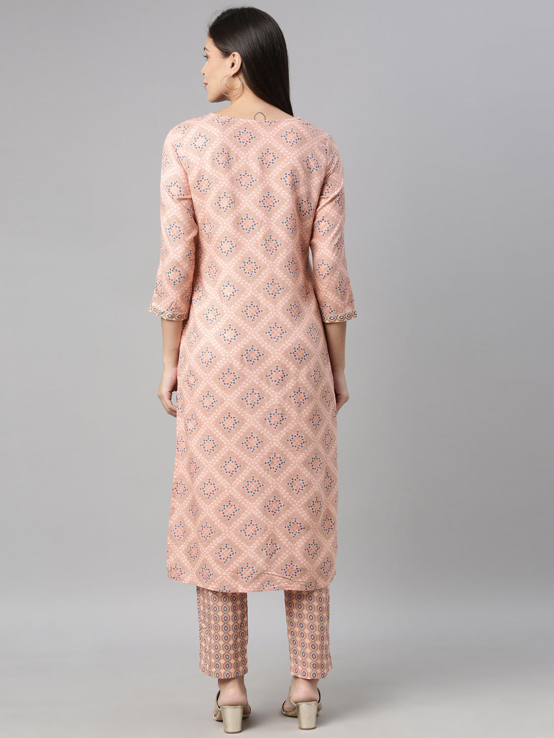 Neerus Pink viscose rayon printed kurti - detail view 2