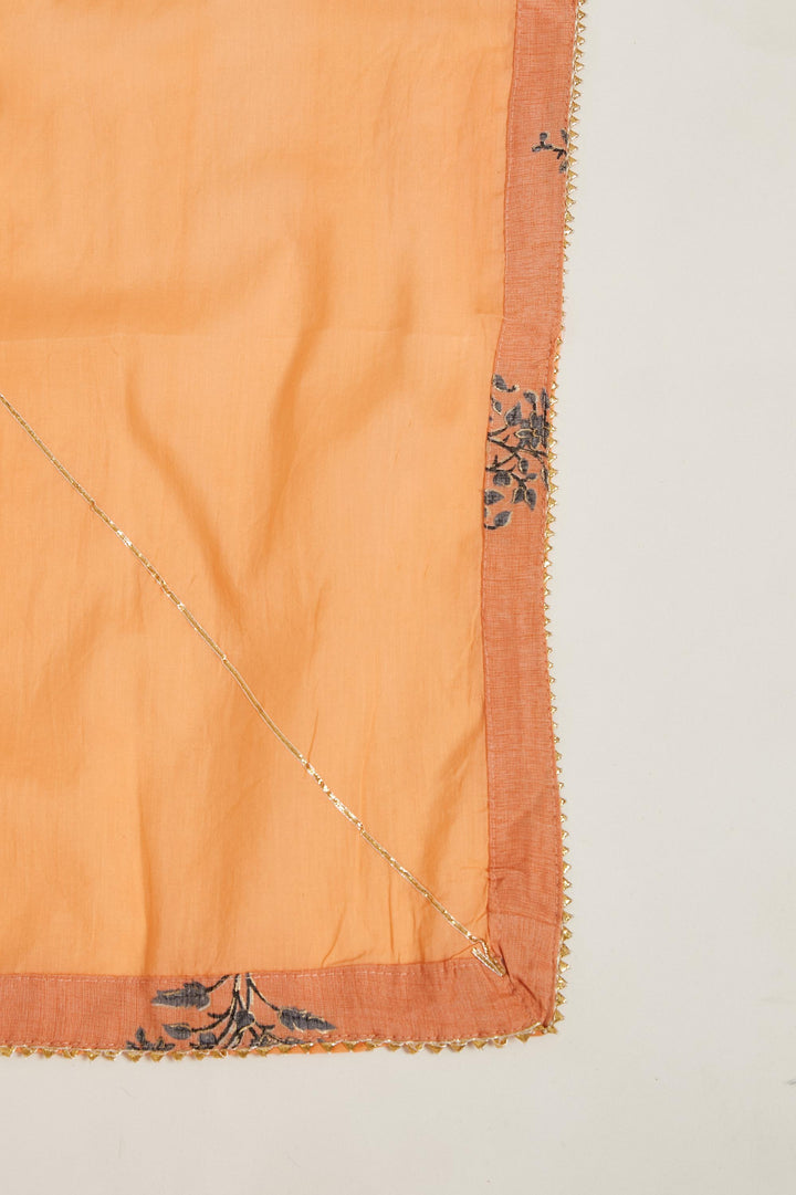Neerus Pink viscose rayon straight kurta set salwar kameez - detail view 4