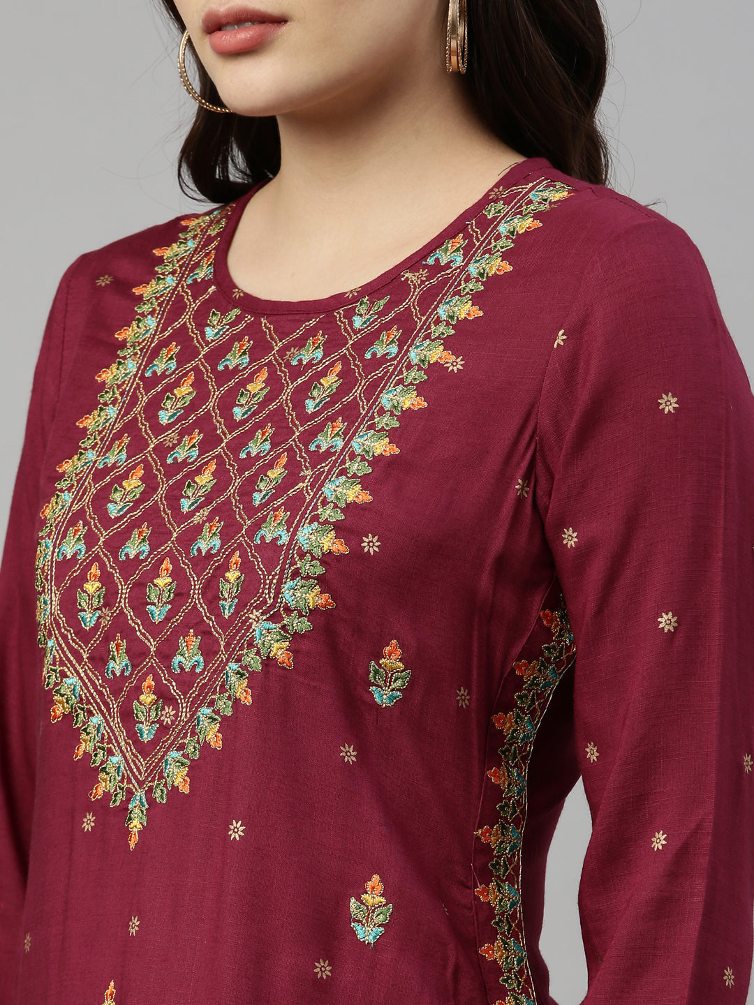Neerus Maroon rayon solid kurta with trouser - detail view 5