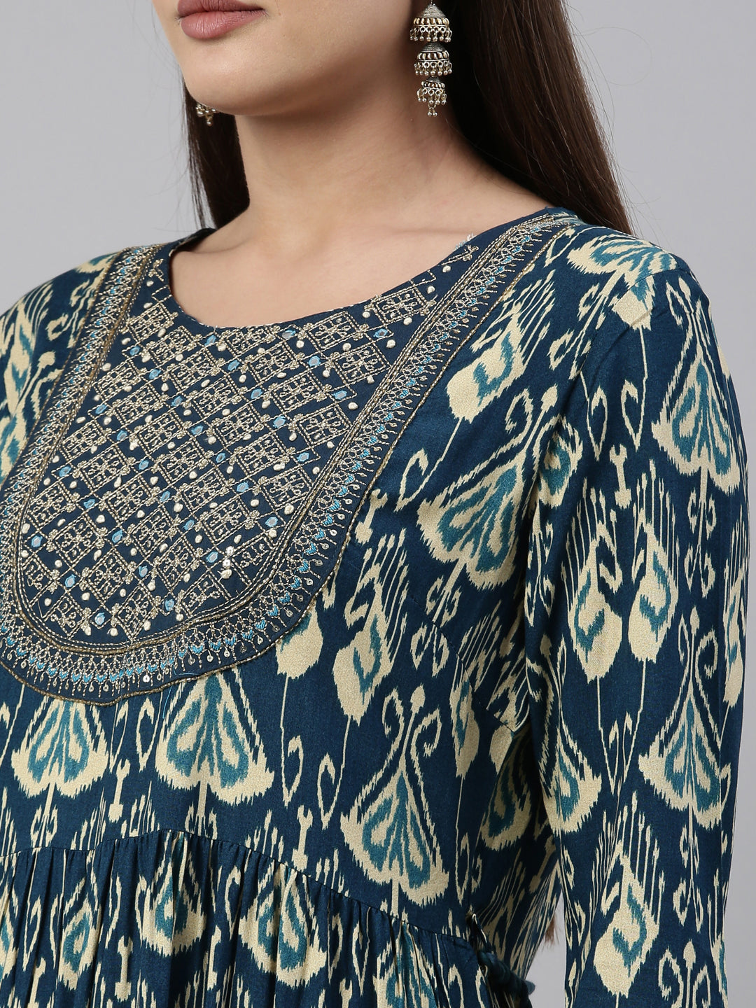 Neerus Green rayon solid kurti - detail view 5