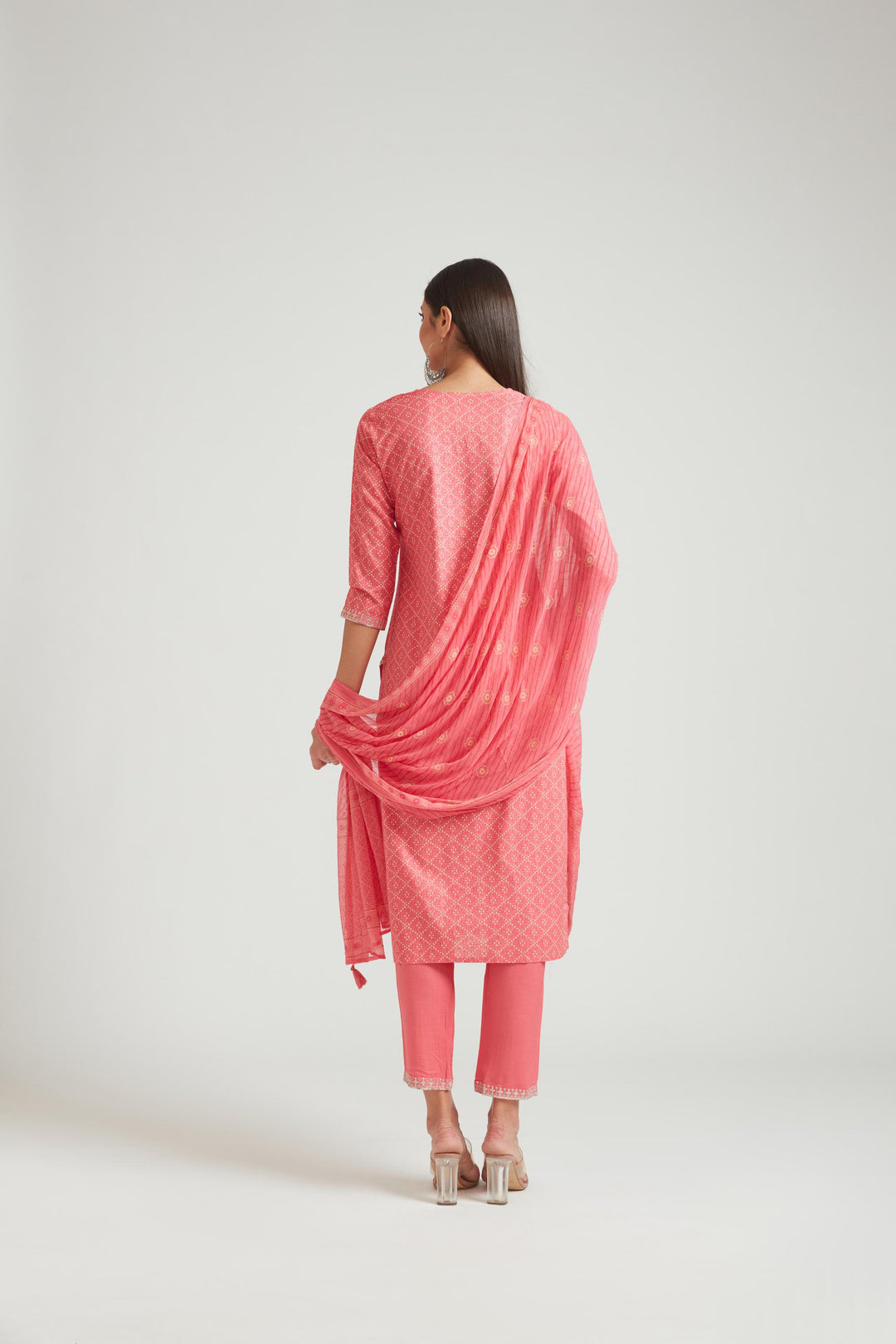 Neerus Pink cotton printed suit set - back view