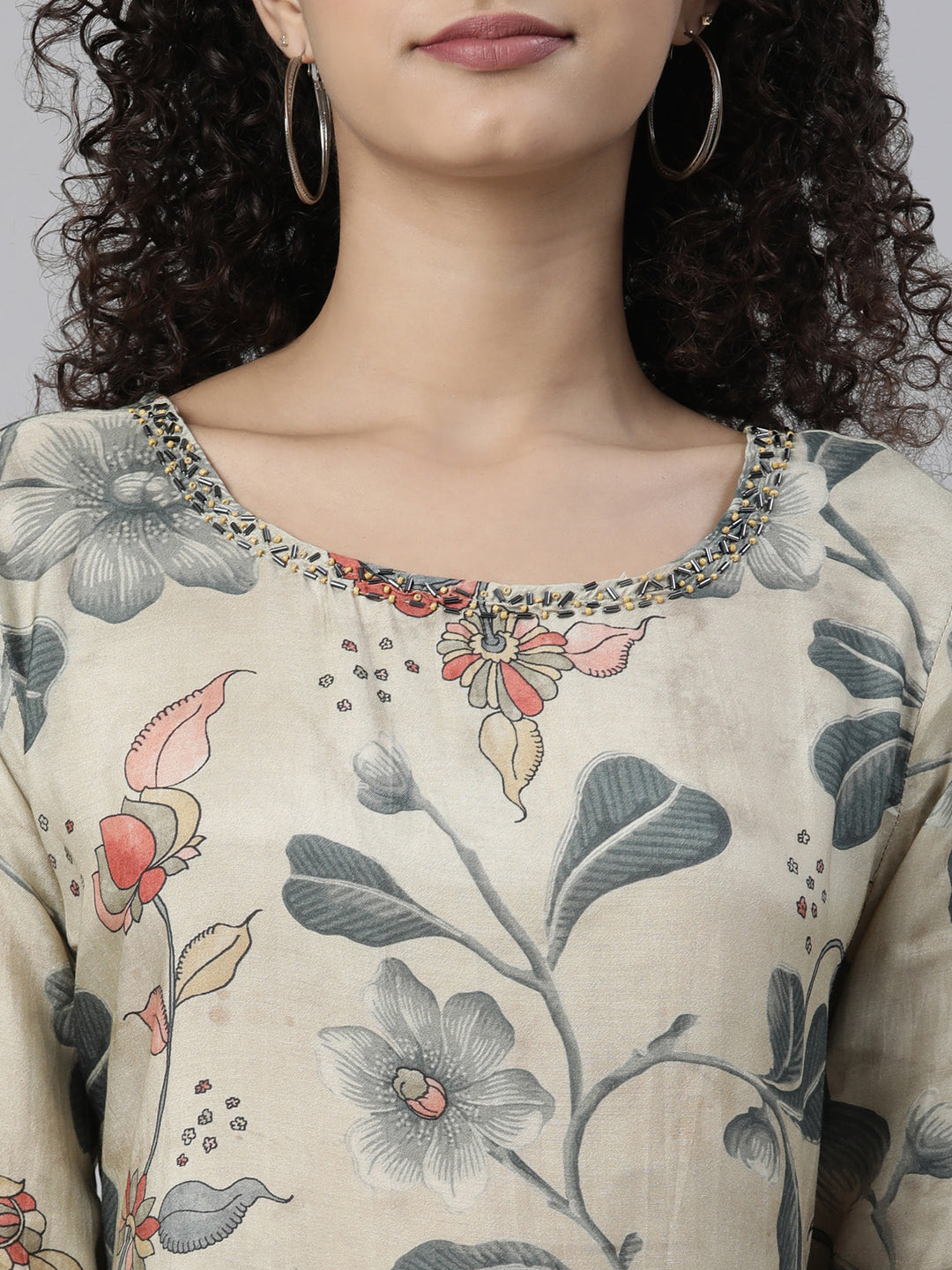 Neerus Cream Regular Knee Length Printed Kurta Solid Trouser