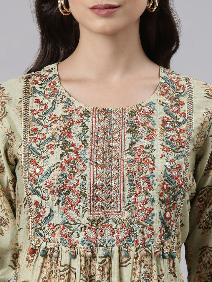 Neerus Green printed kurta set with trouser and dupatta - detail view 1
