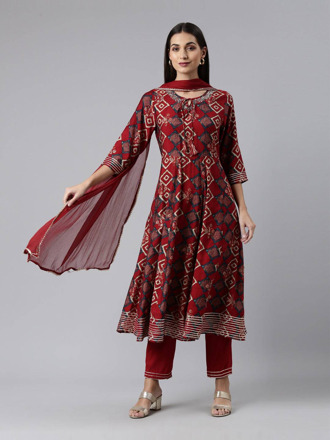 Neerus Maroon printed kurta set with trouser and dupatta - front view