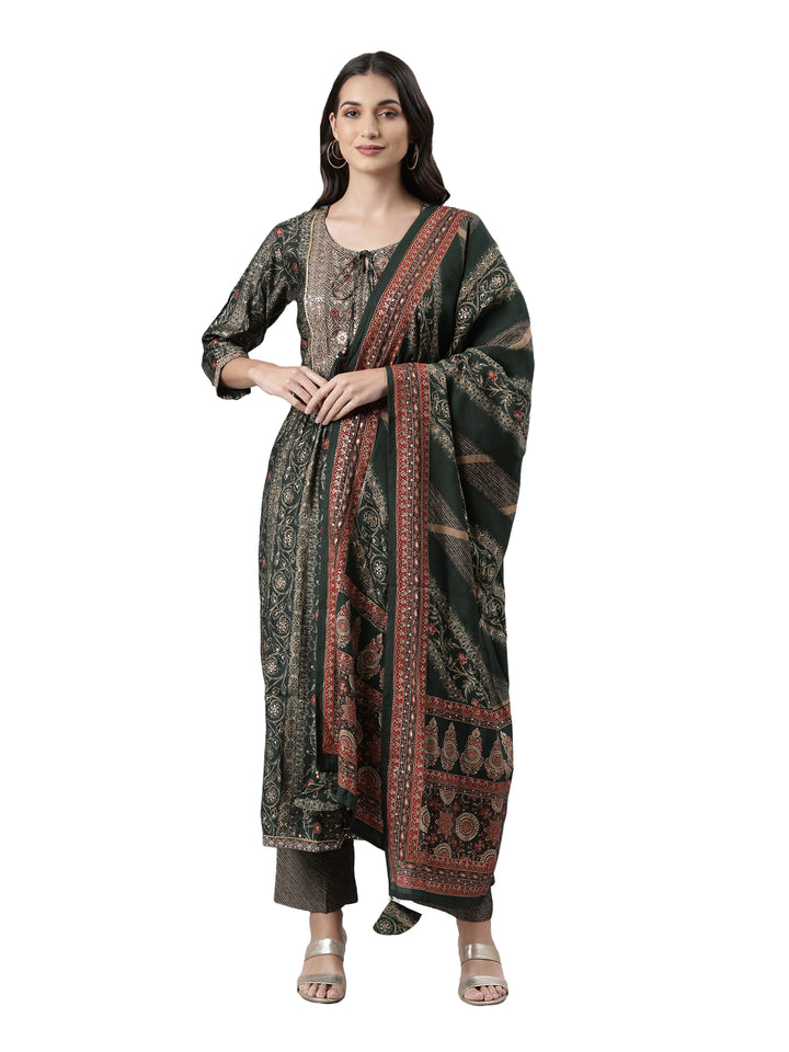 Neerus Green printed kurta set with trousers and dupatta - front view