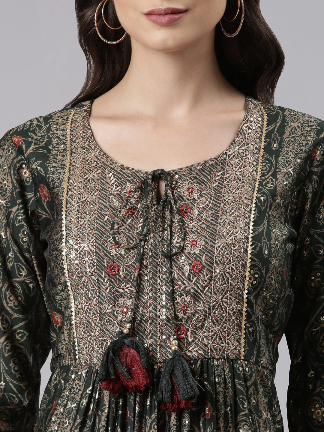 Neerus Green printed kurta set with trousers and dupatta - detail view 1