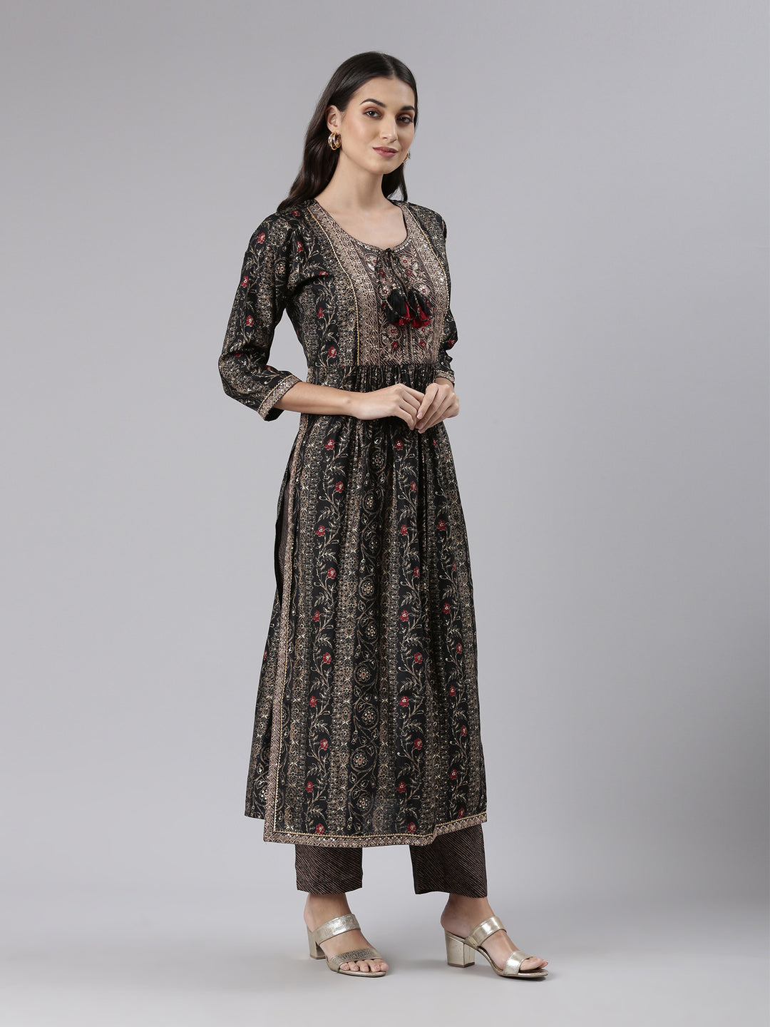 Neerus Black printed suit set ethnic kurta with trouser and dupatta - back view