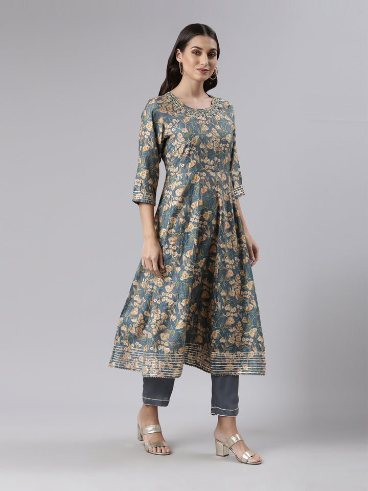Neerus Grey printed kurta set with trousers and dupatta - back view