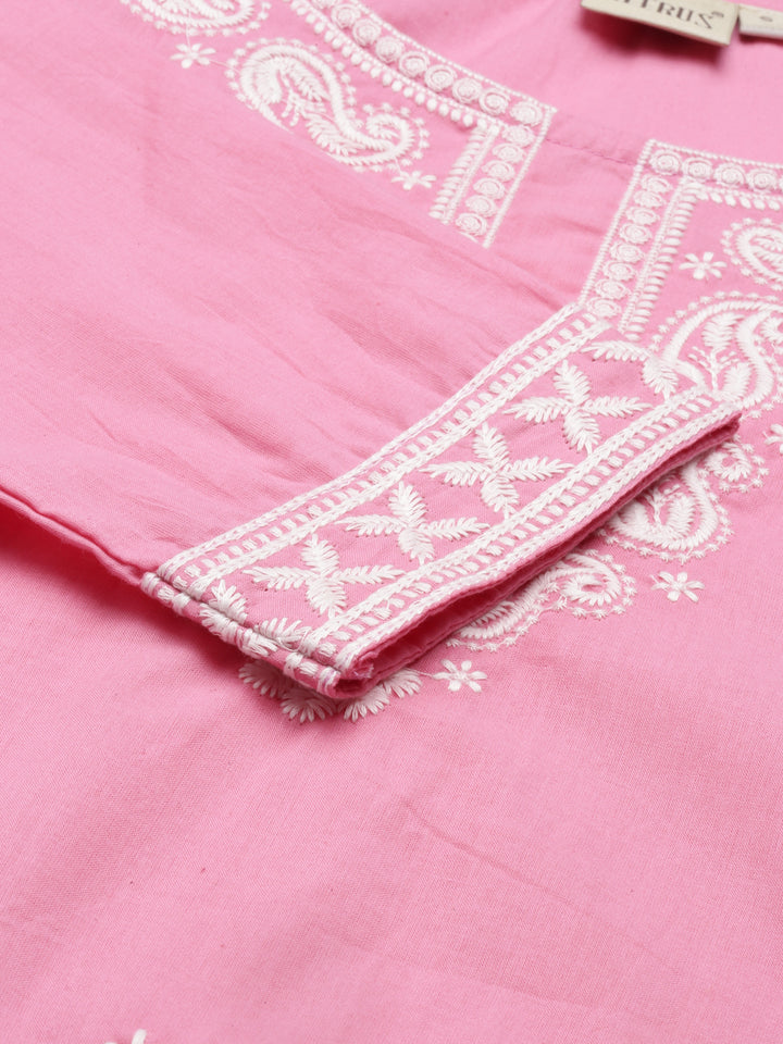 Neerus Pink cotton solid kurta - detail view 4