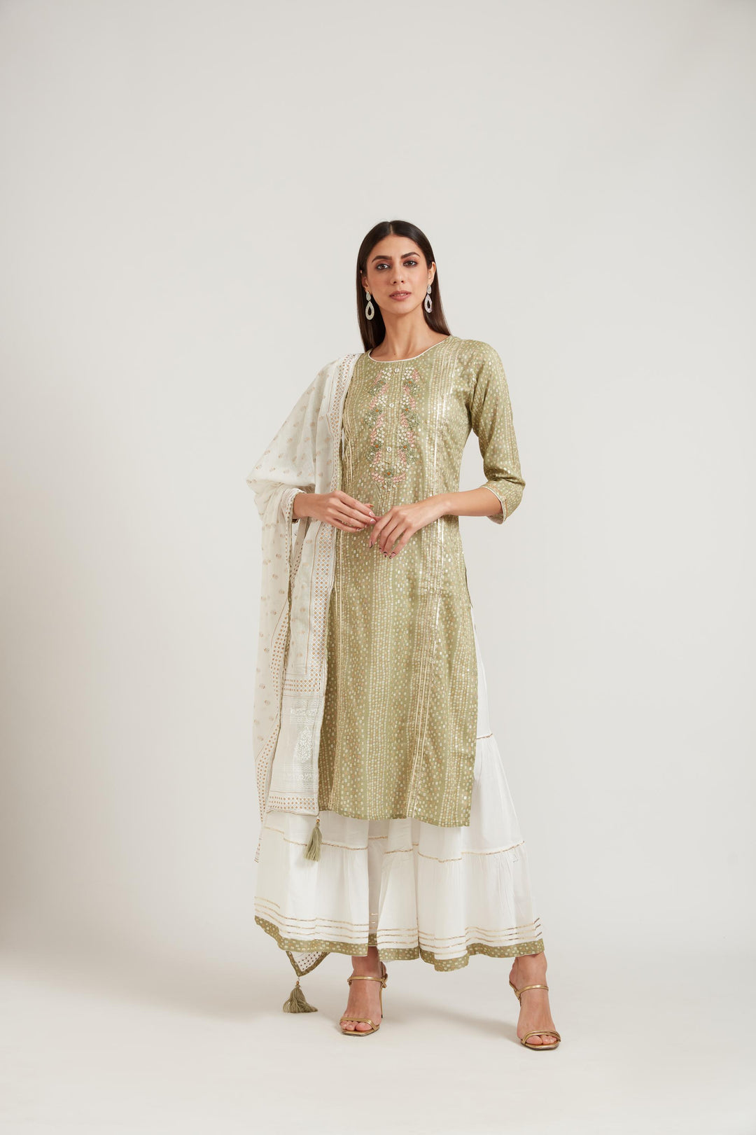 Neerus Green cotton printed suit set - front view
