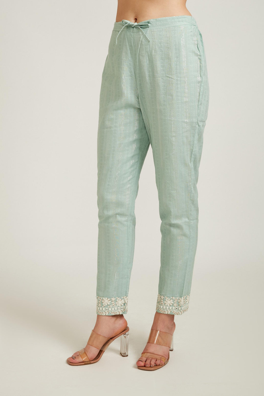 Neerus Green cotton printed suit set - detail view 2