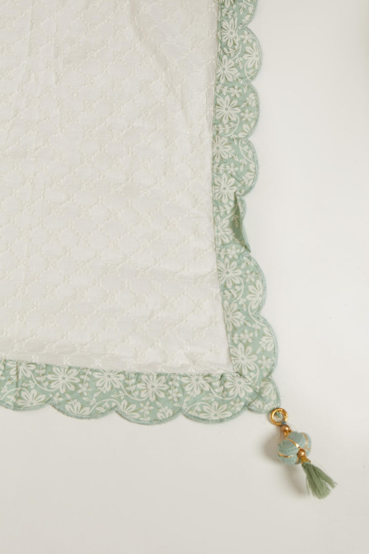 Neerus Green cotton printed suit set - detail view 4
